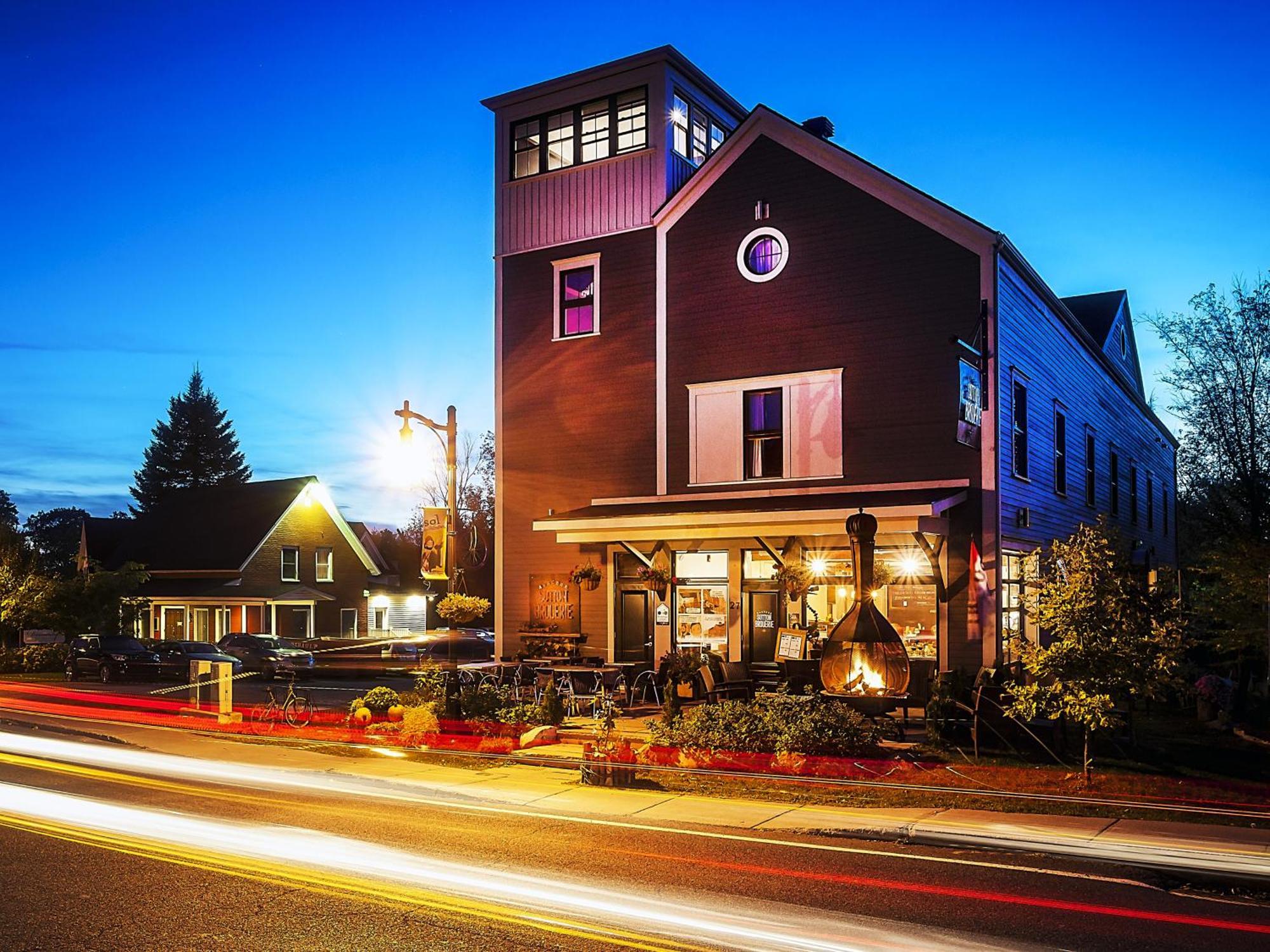 Auberge Sutton Brouerie Esterno foto