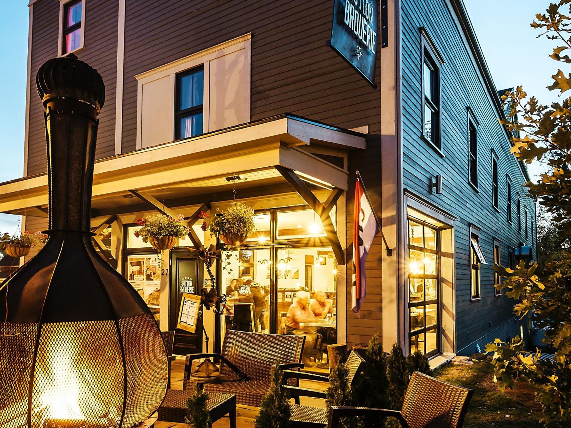 Auberge Sutton Brouerie Esterno foto